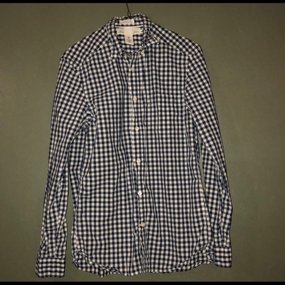 ‼️2 Plaid Shirts for $9‼️ - Picture 4 of 6